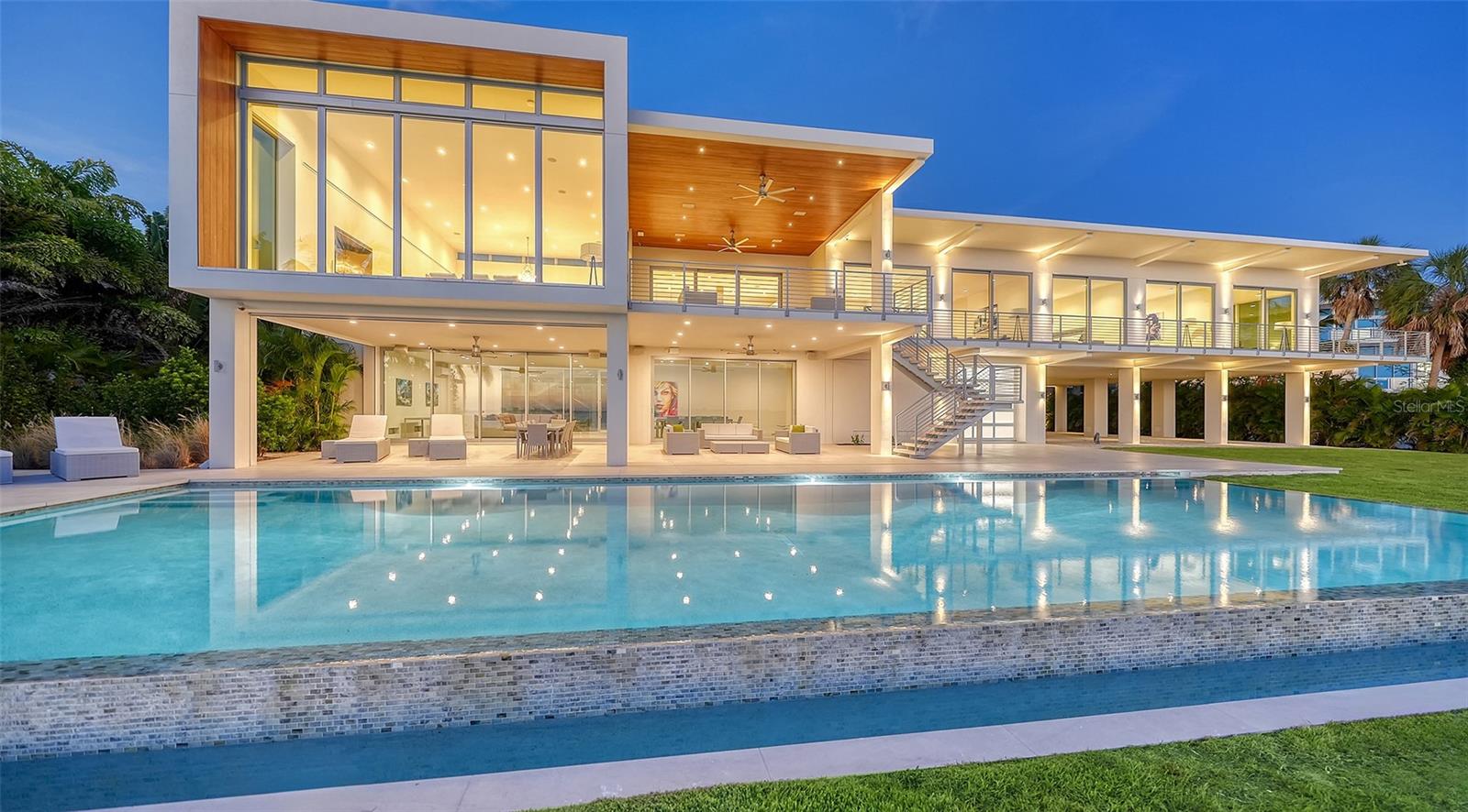 4123 BAY SHORE RD, SARASOTA, FL, 34234