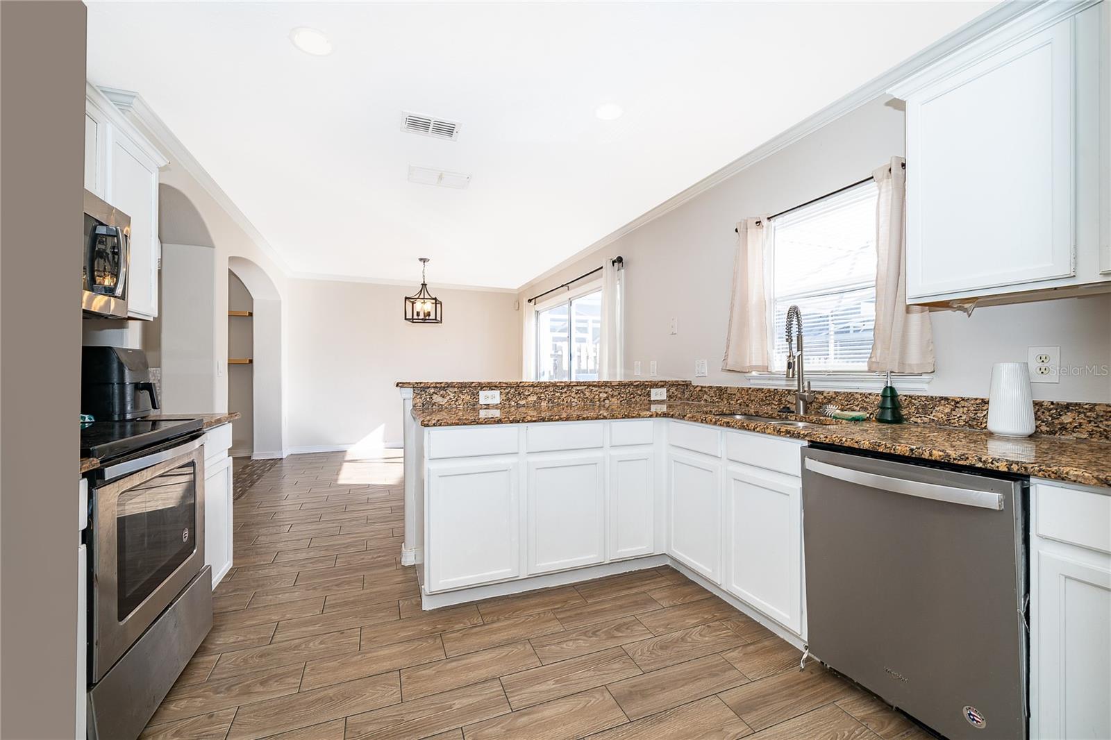 1186 SANDESTIN WAY, ORLANDO, FL, 32824