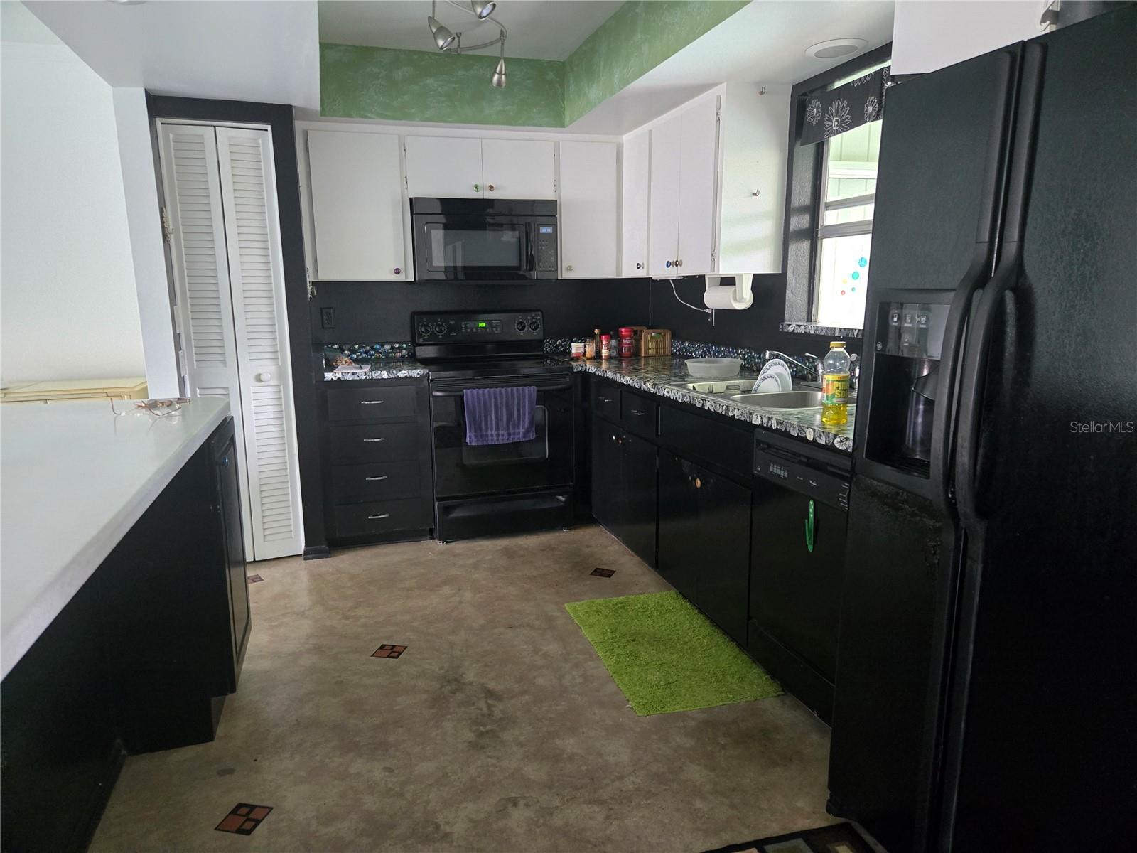 2974 CAPTIVA GARDENS DR #17, SARASOTA, FL, 34231