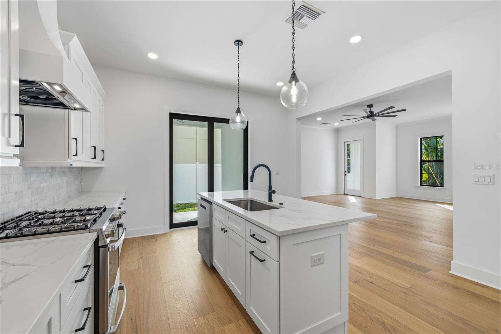 3012 S ESPERANZA AVE, TAMPA, FL, 33629