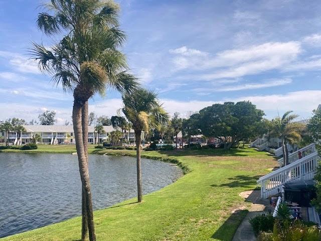 136 POMPANO DR SE #D, ST PETERSBURG, FL, 33705