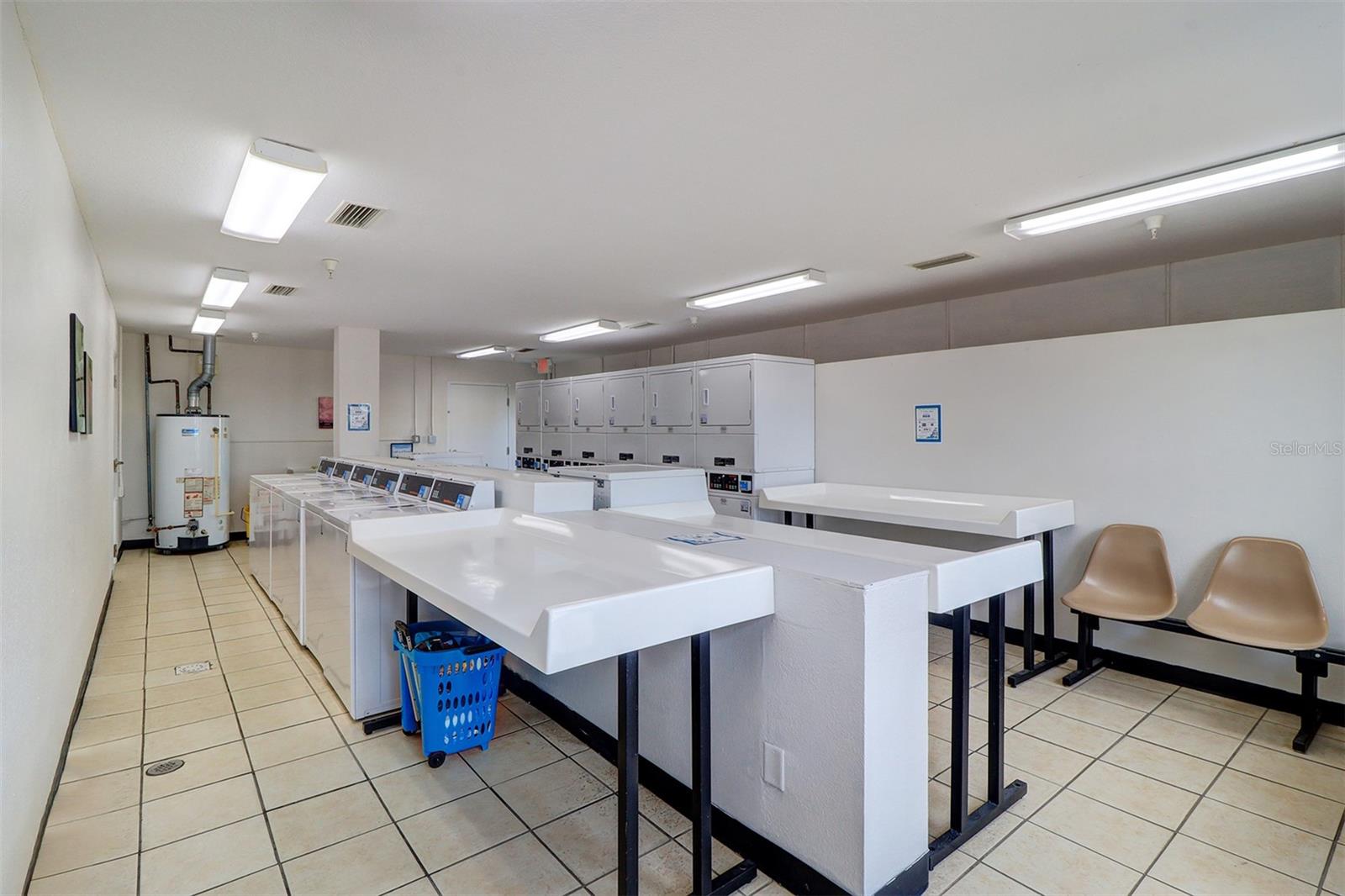 136 POMPANO DR SE #D, ST PETERSBURG, FL, 33705