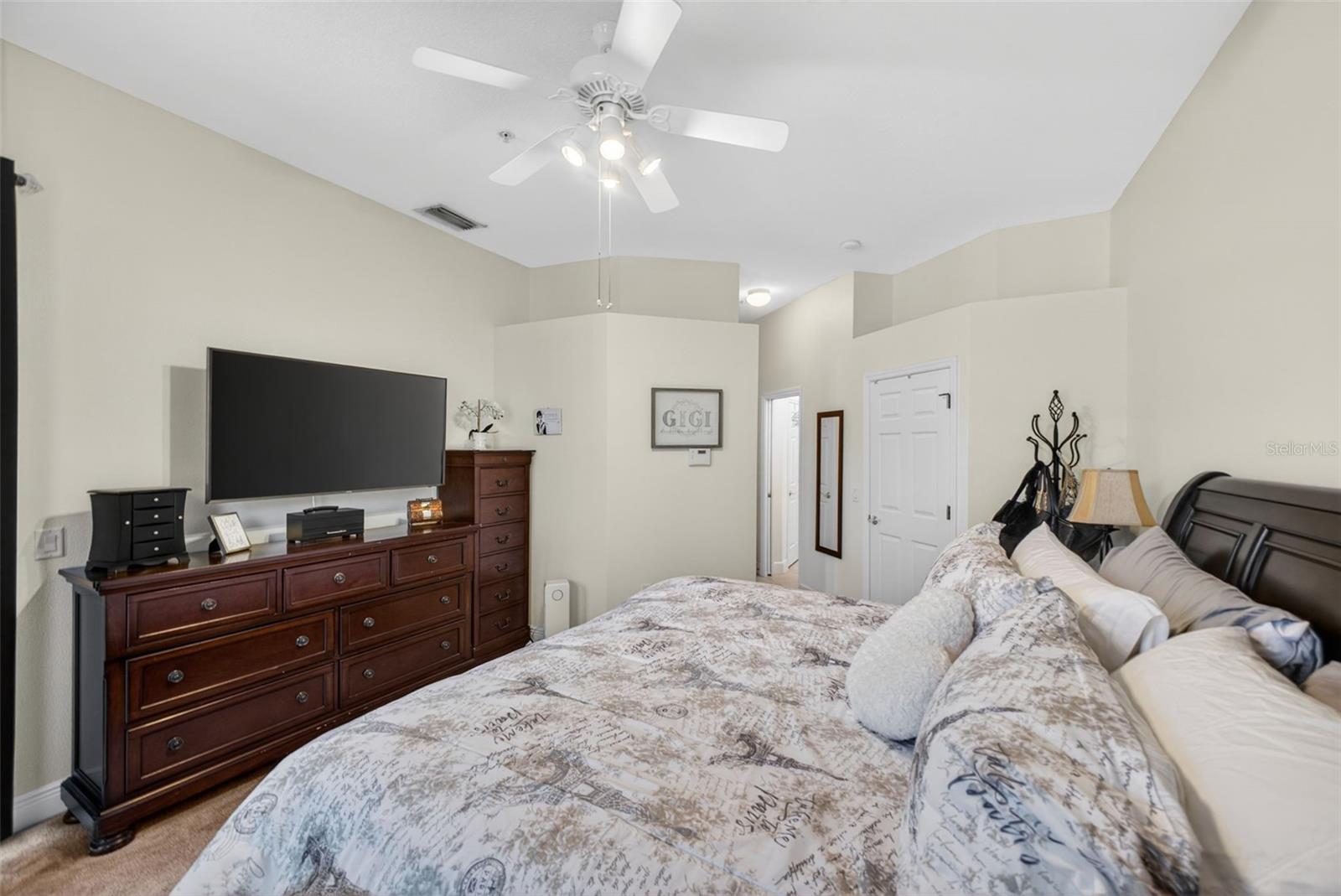 8229 MIRAMAR WAY #204, LAKEWOOD RANCH, FL, 34202