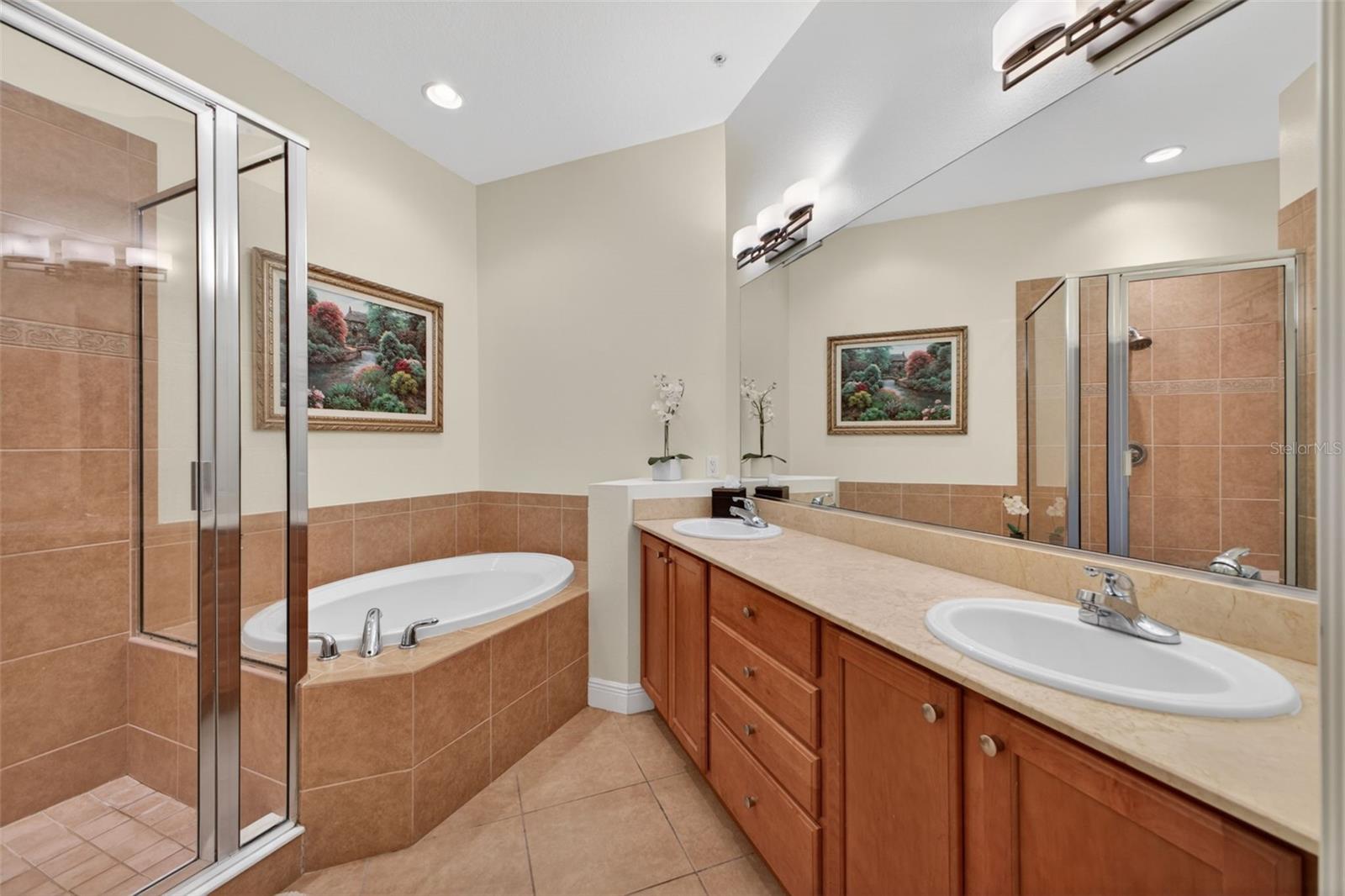 8229 MIRAMAR WAY #204, LAKEWOOD RANCH, FL, 34202