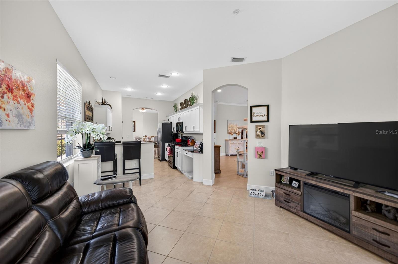 8229 MIRAMAR WAY #204, LAKEWOOD RANCH, FL, 34202