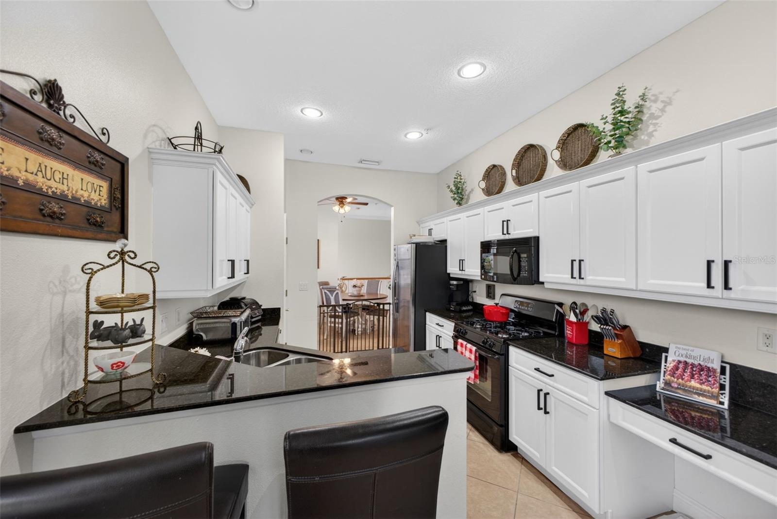 8229 MIRAMAR WAY #204, LAKEWOOD RANCH, FL, 34202