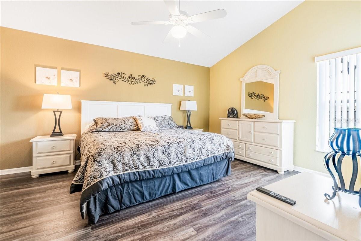 628 KENSINGTON DR, DAVENPORT, FL, 33897
