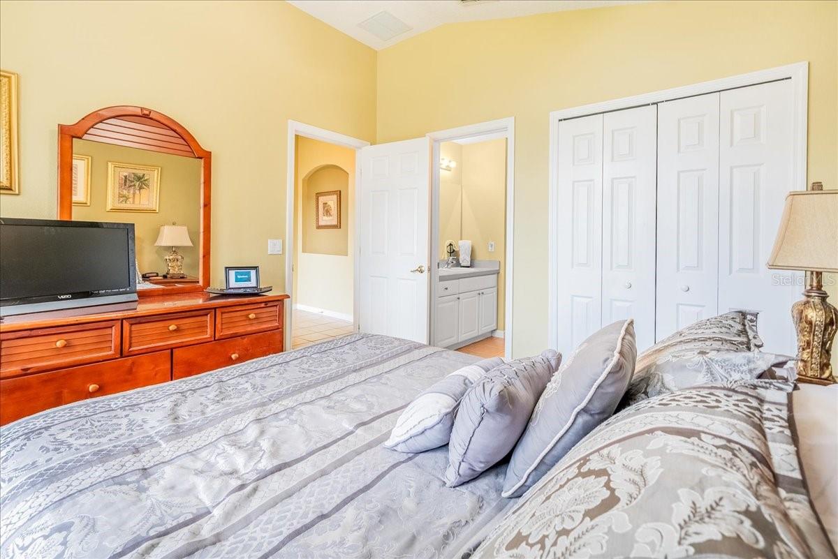 628 KENSINGTON DR, DAVENPORT, FL, 33897