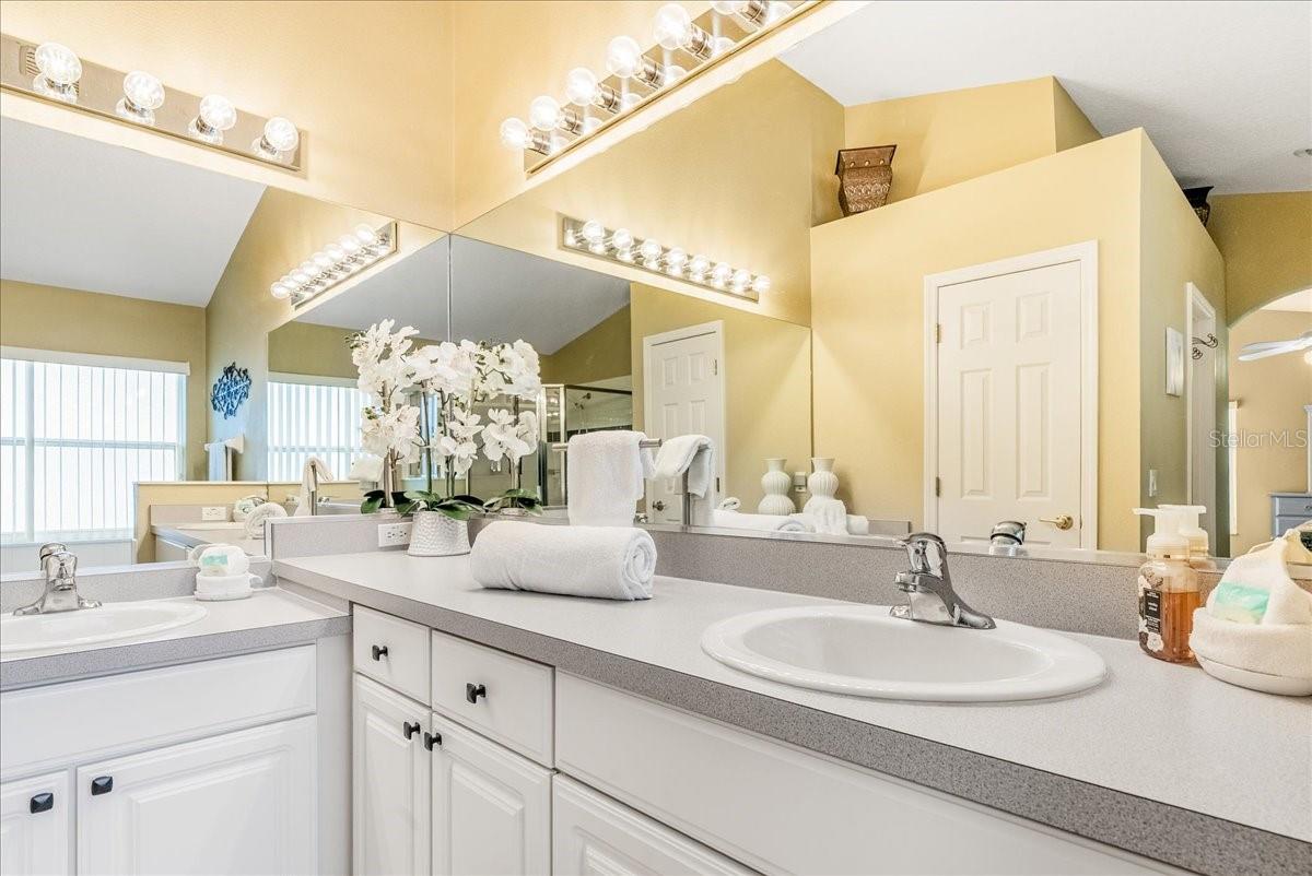 628 KENSINGTON DR, DAVENPORT, FL, 33897