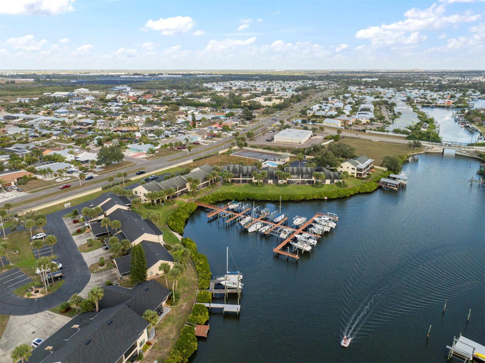 634 YARDARM DR, APOLLO BEACH, FL, 33572
