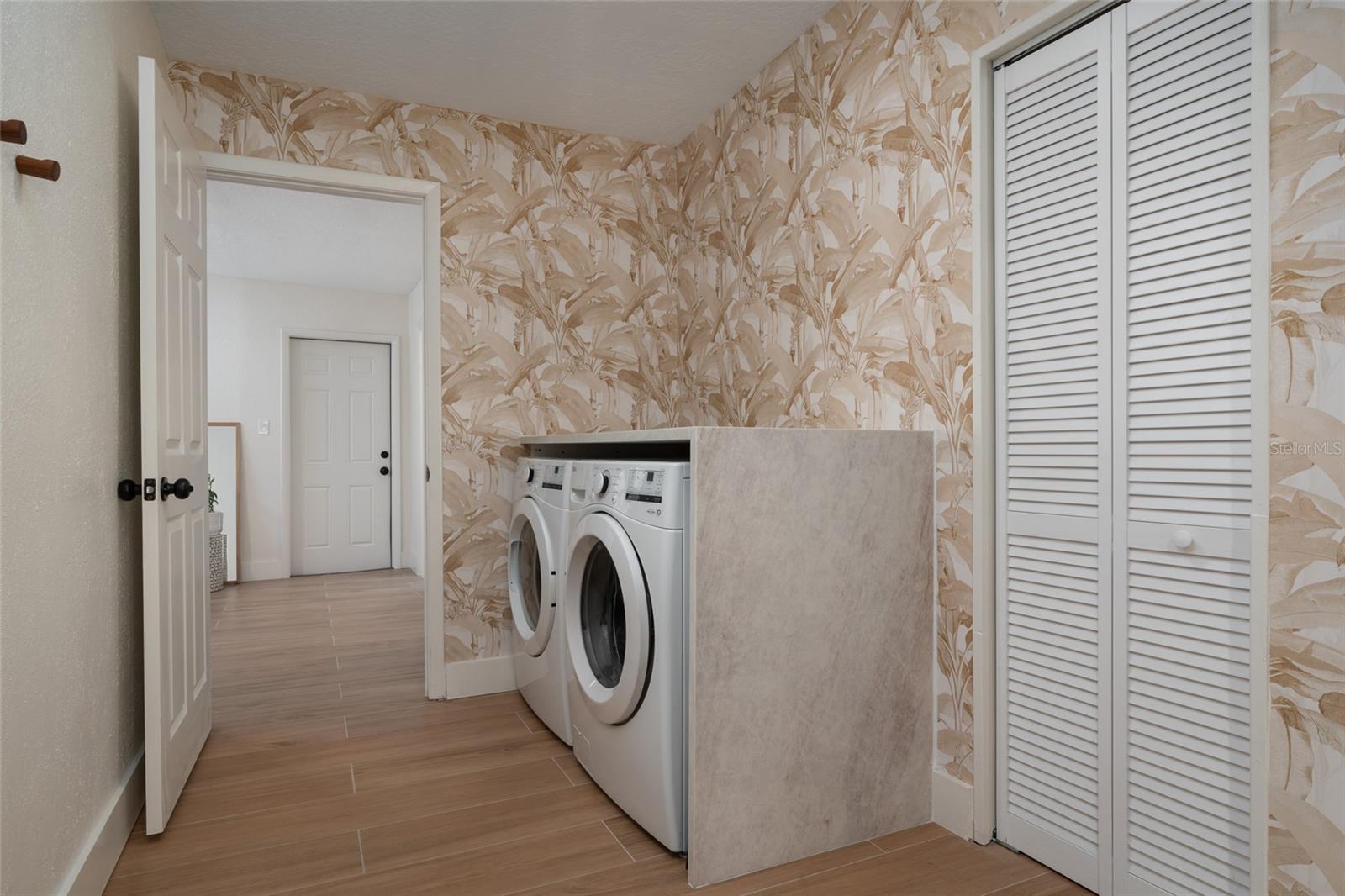 Laundry room + secondary suite entrance