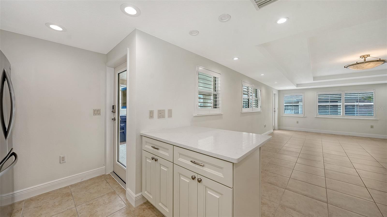 6140 MIDNIGHT PASS RD #C-2, SARASOTA, FL, 34242