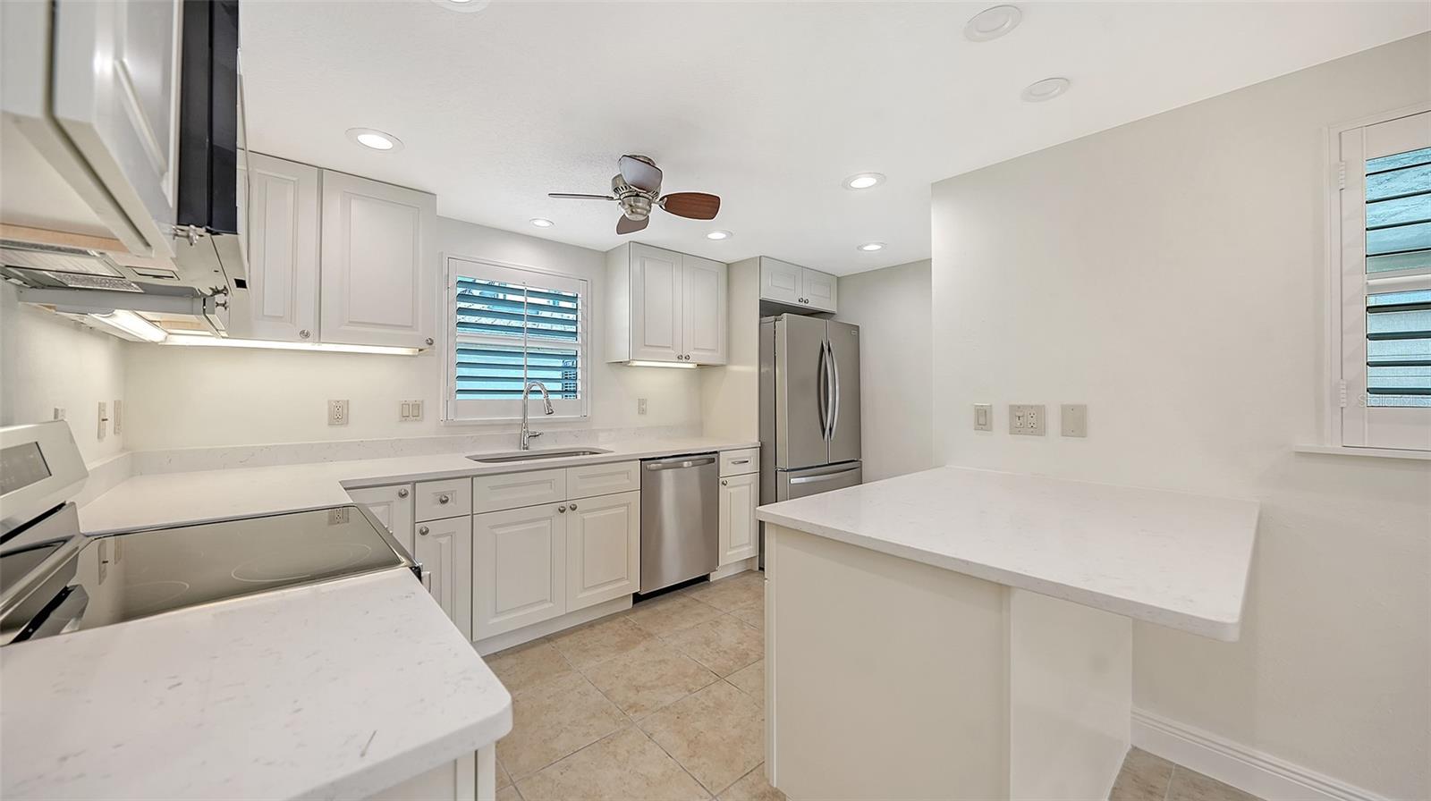 6140 MIDNIGHT PASS RD #C-2, SARASOTA, FL, 34242