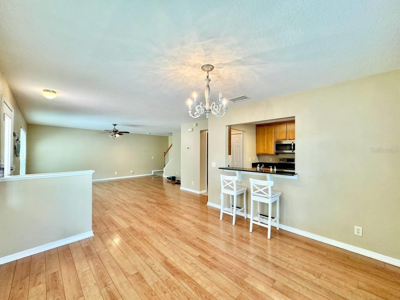 160 COQUINA BAY DR, ST PETERSBURG, FL, 33705