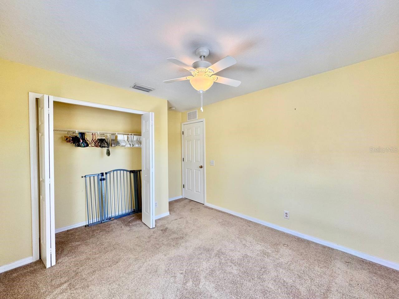 160 COQUINA BAY DR, ST PETERSBURG, FL, 33705
