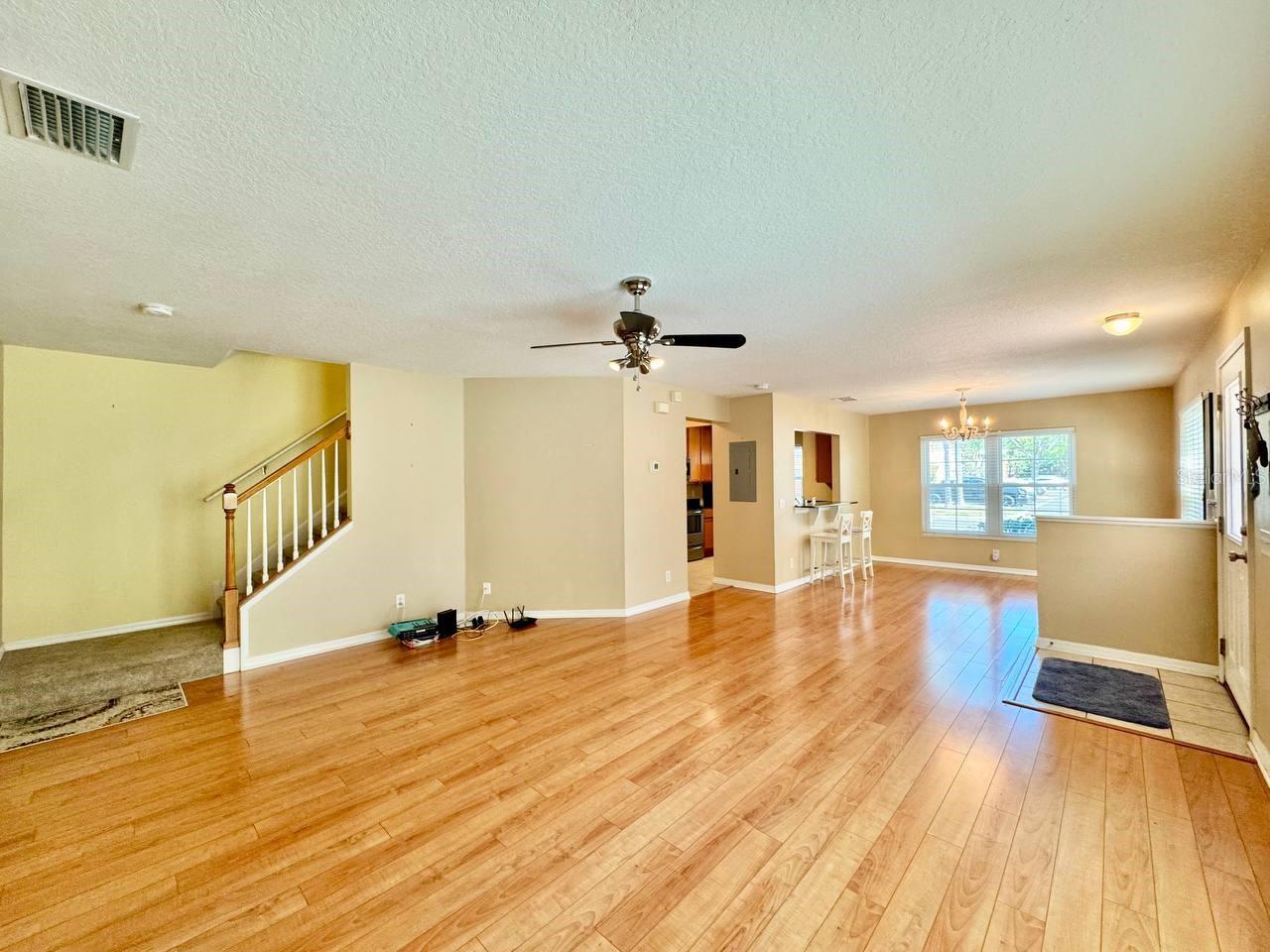 160 COQUINA BAY DR, ST PETERSBURG, FL, 33705