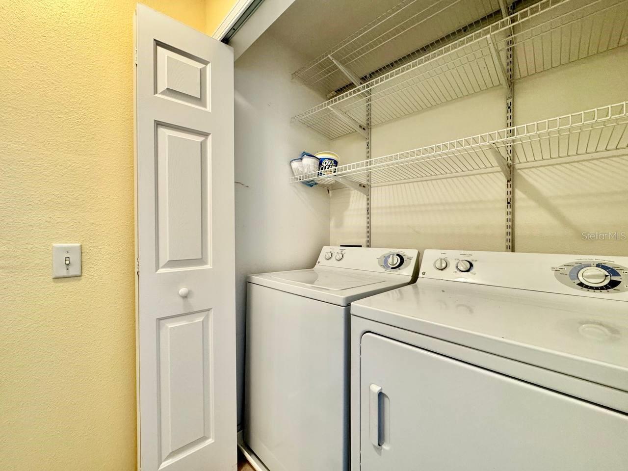 160 COQUINA BAY DR, ST PETERSBURG, FL, 33705