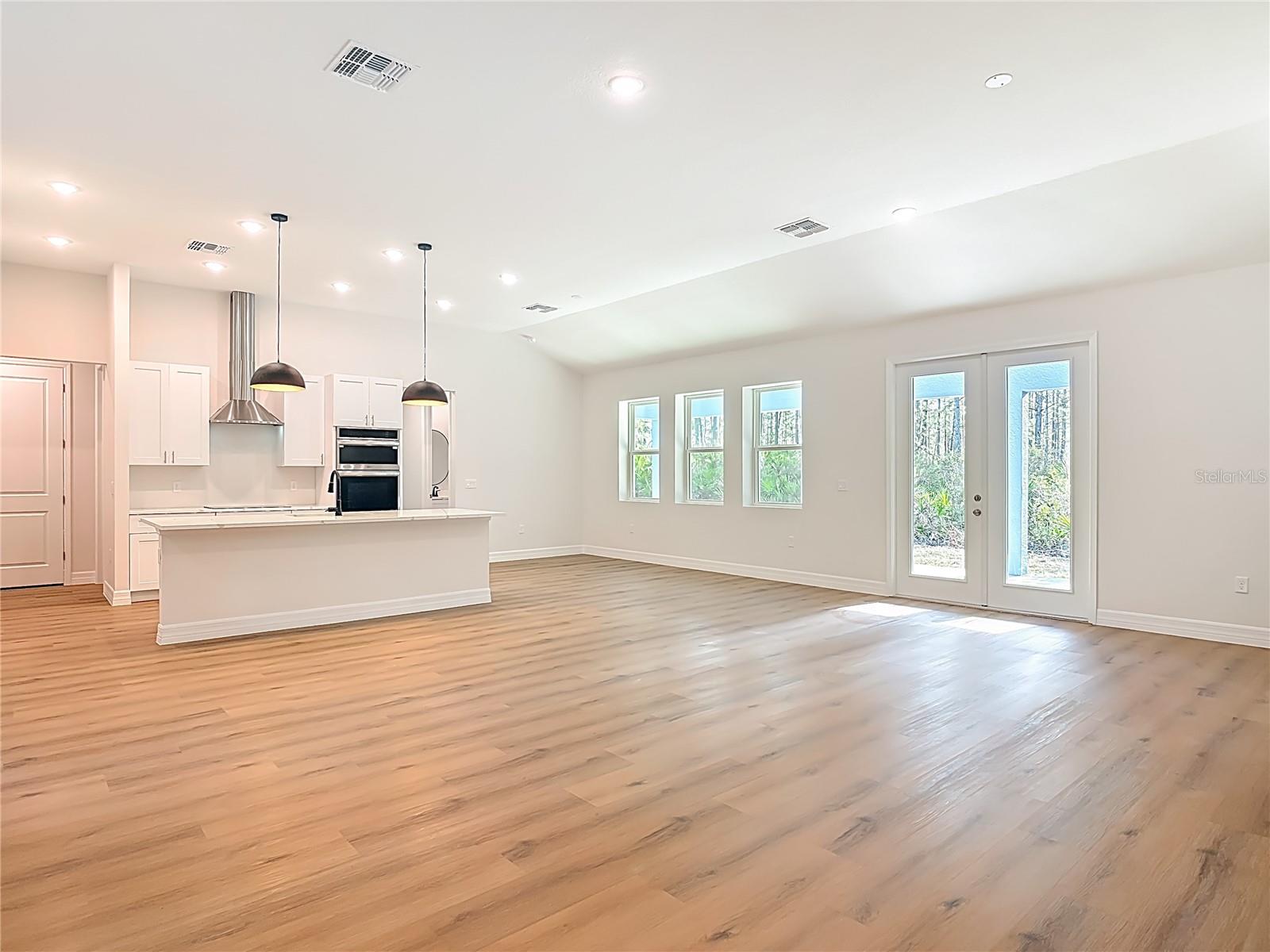 30798 APRICOT AVE, EUSTIS, FL, 32736