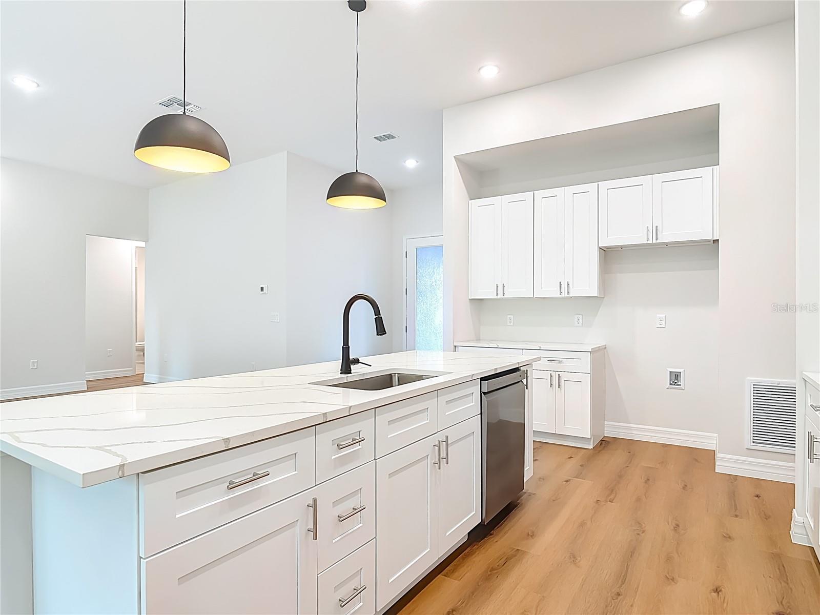 30798 APRICOT AVE, EUSTIS, FL, 32736