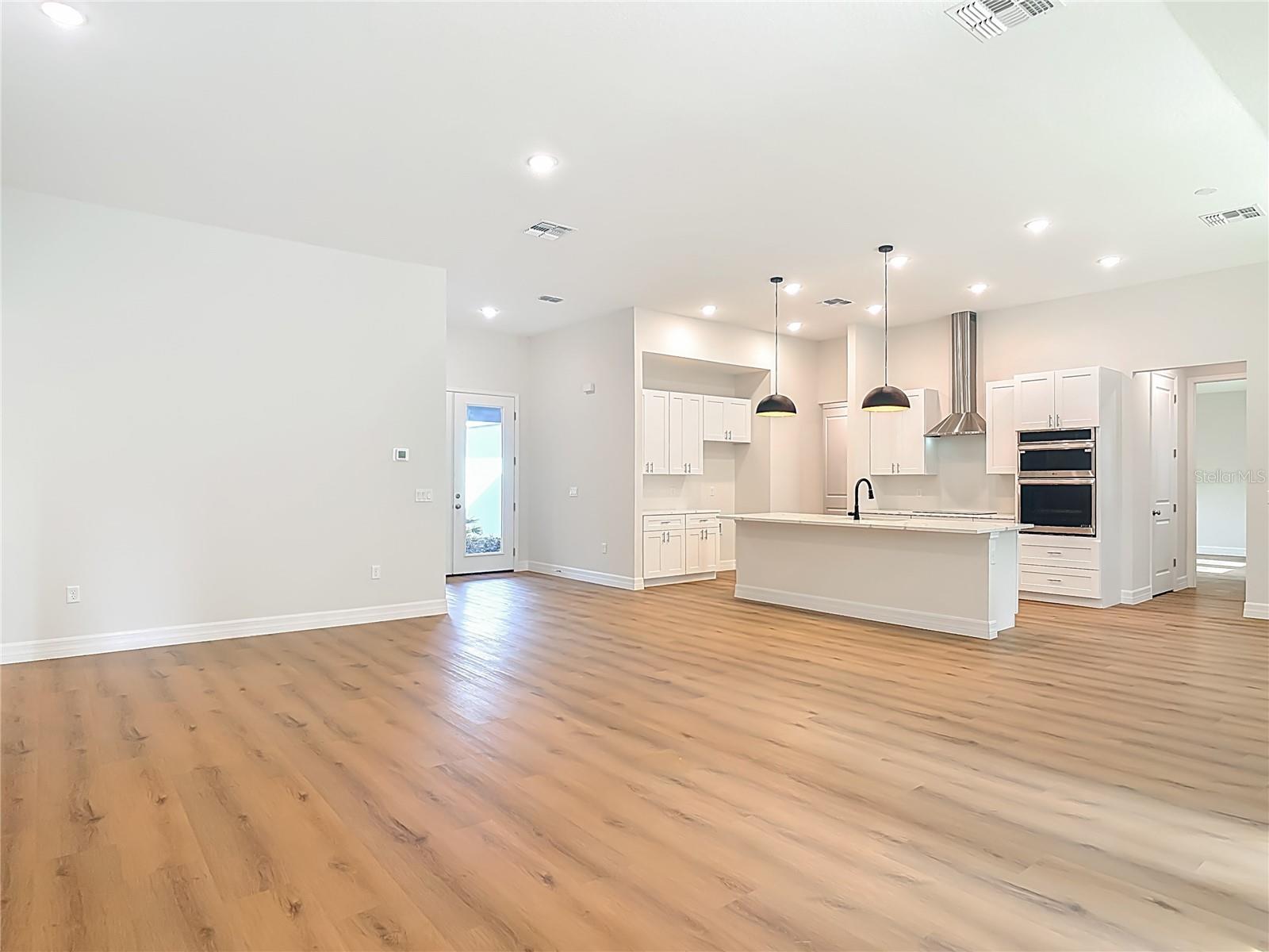 30798 APRICOT AVE, EUSTIS, FL, 32736