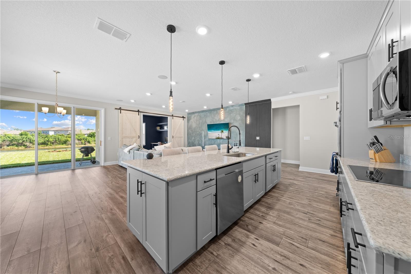 31041 JAZZ LEAF PL, SAN ANTONIO, FL, 33576