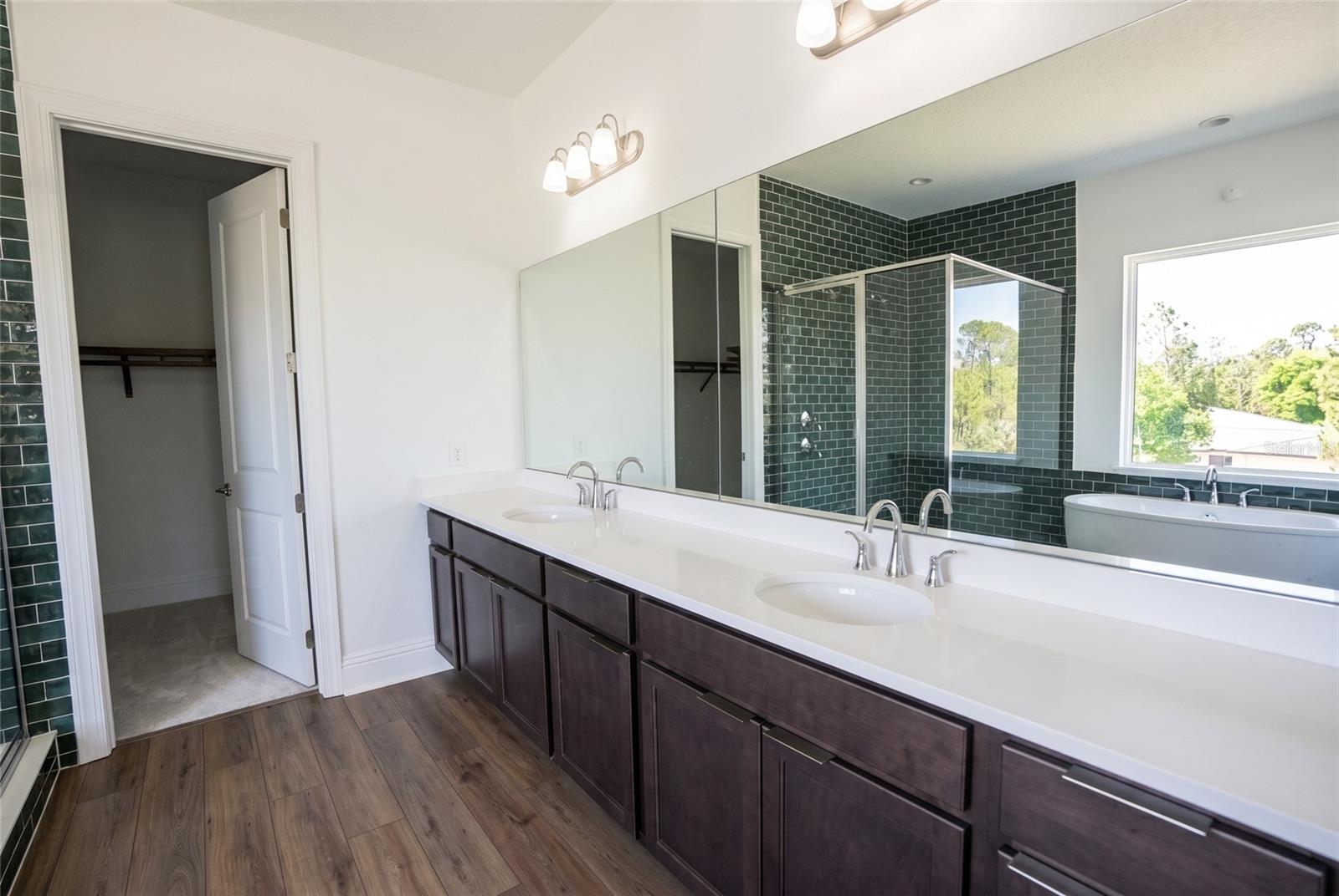 16000 PENDIO DR, BELLA COLLINA, FL, 34756