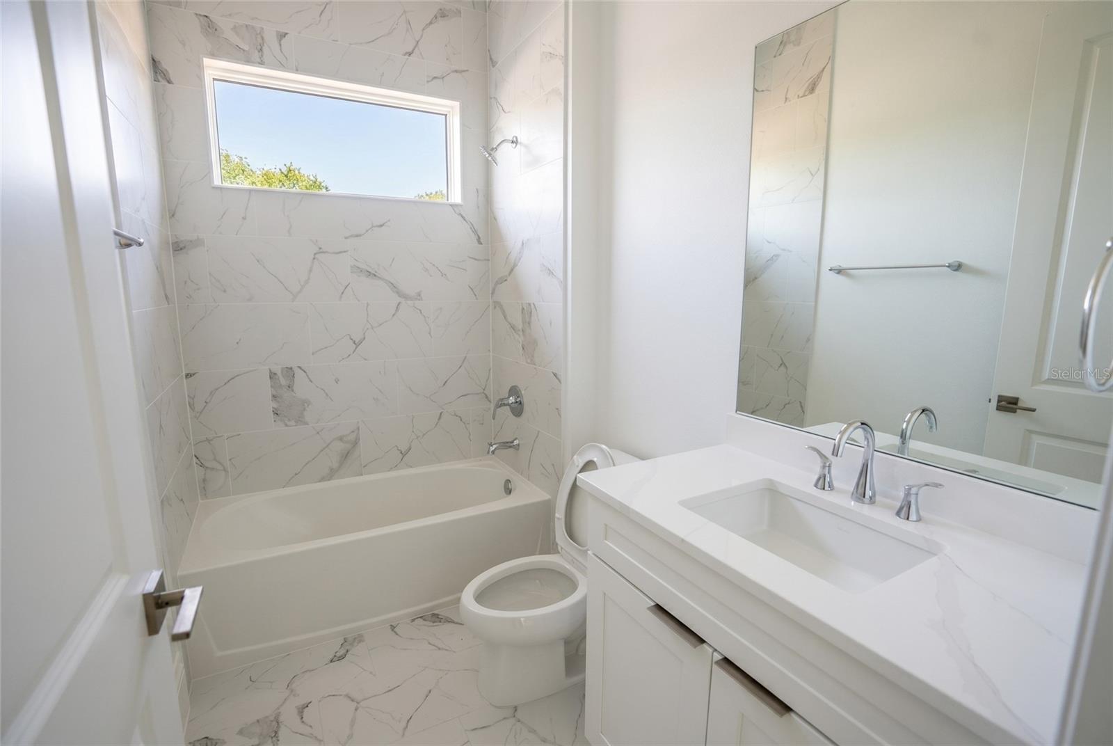16000 PENDIO DR, BELLA COLLINA, FL, 34756