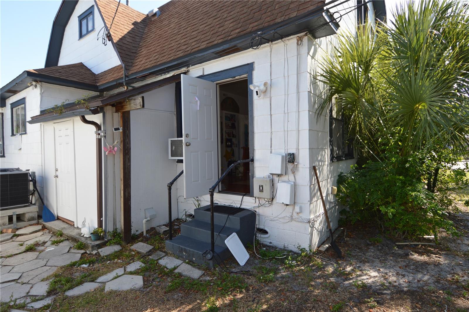 2800 DARTMOUTH AVE N, ST PETERSBURG, FL, 33713