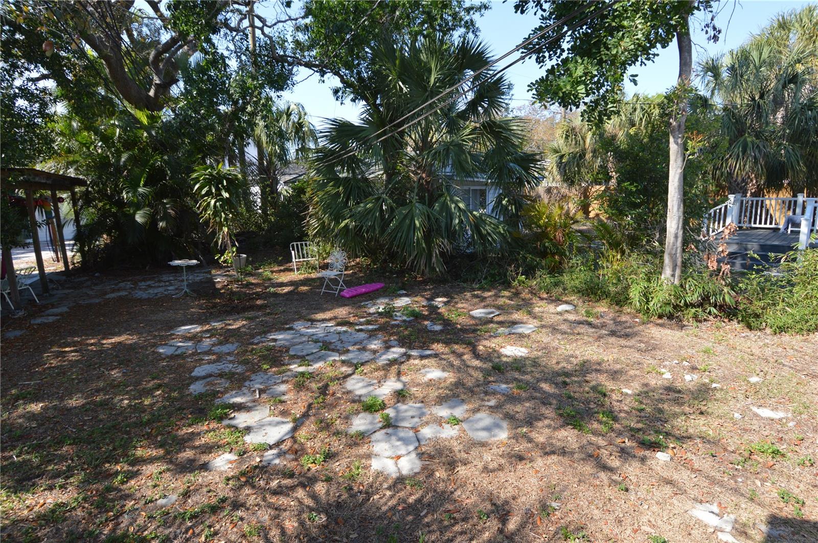 2800 DARTMOUTH AVE N, ST PETERSBURG, FL, 33713
