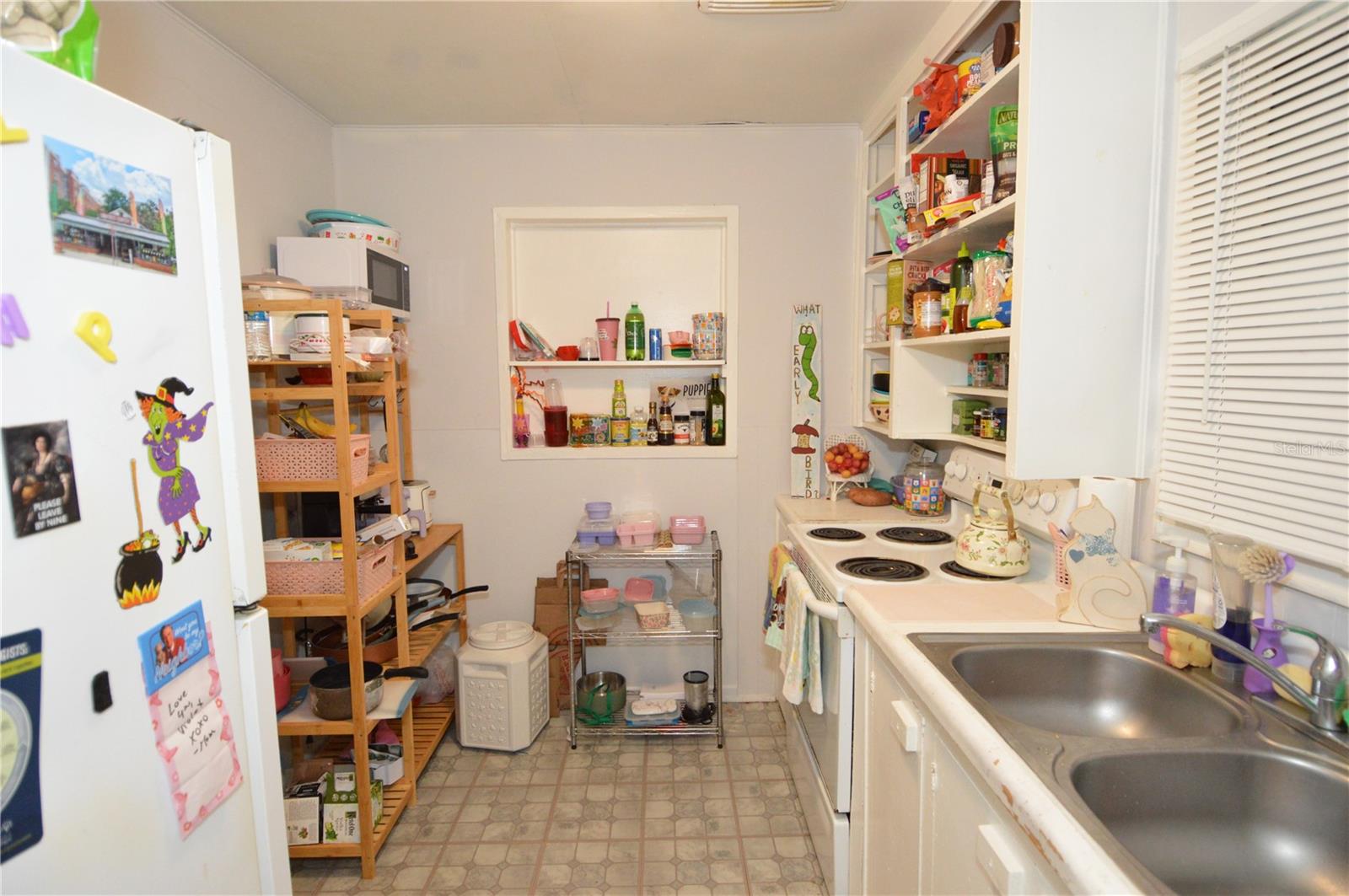 2800 DARTMOUTH AVE N, ST PETERSBURG, FL, 33713