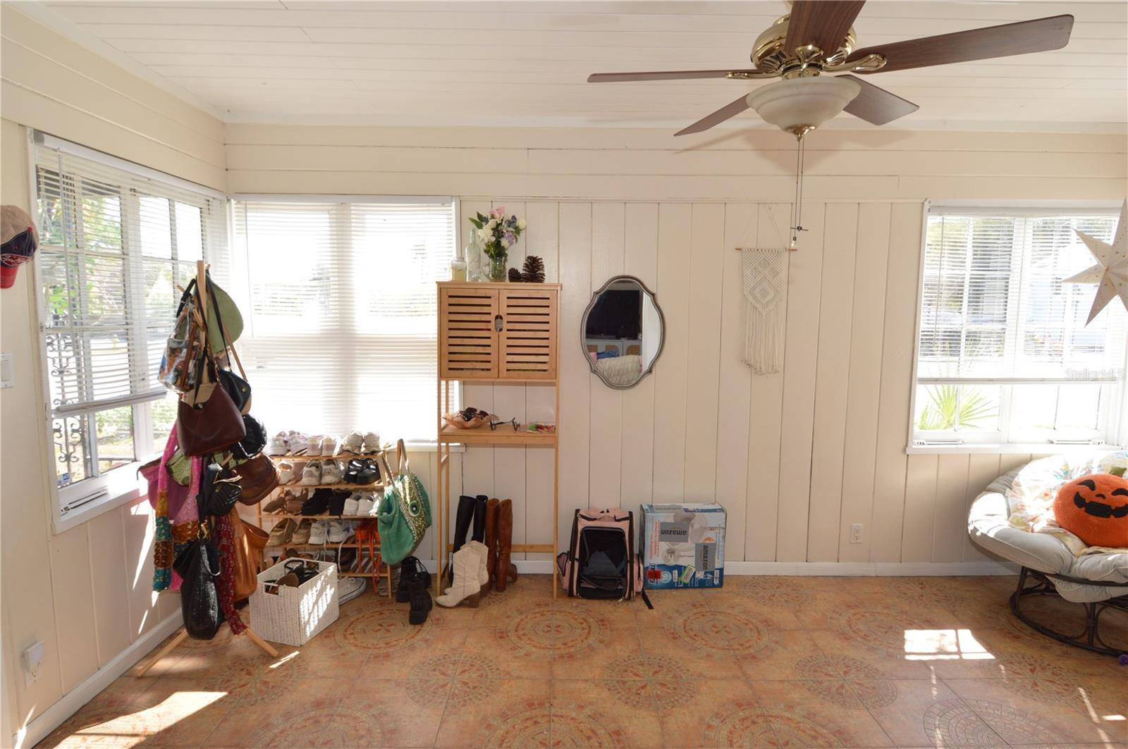 2800 DARTMOUTH AVE N, ST PETERSBURG, FL, 33713