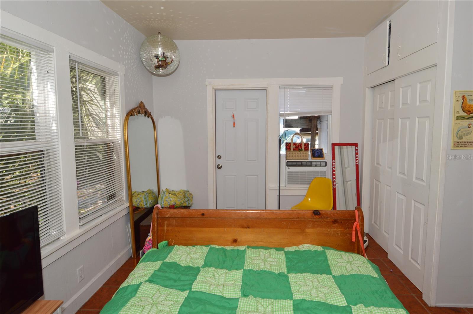 2800 DARTMOUTH AVE N, ST PETERSBURG, FL, 33713