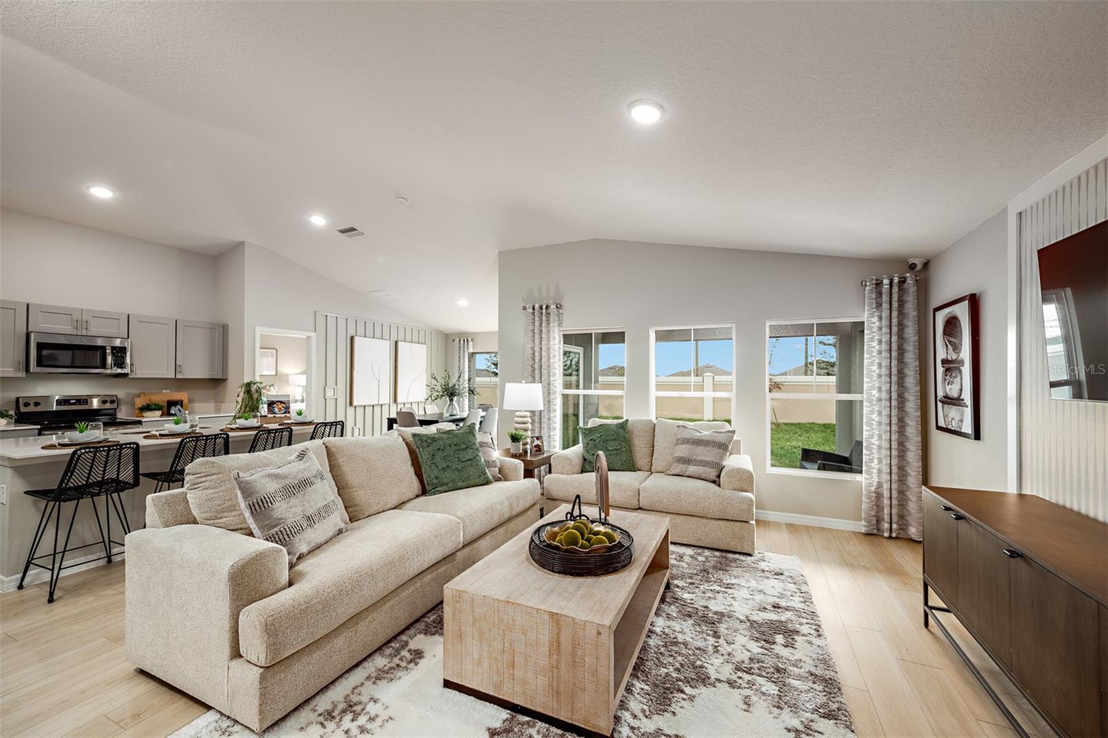 1071 FORESHORE LN, HAINES CITY, FL, 33844