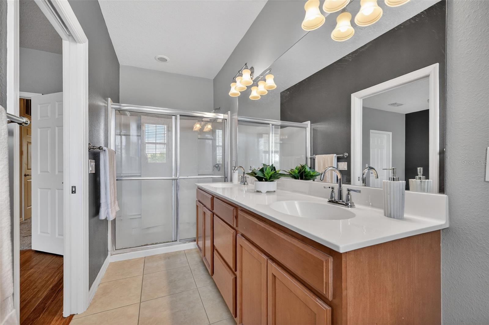 3736 82ND AVENUE CIR E #105, SARASOTA, FL, 34243