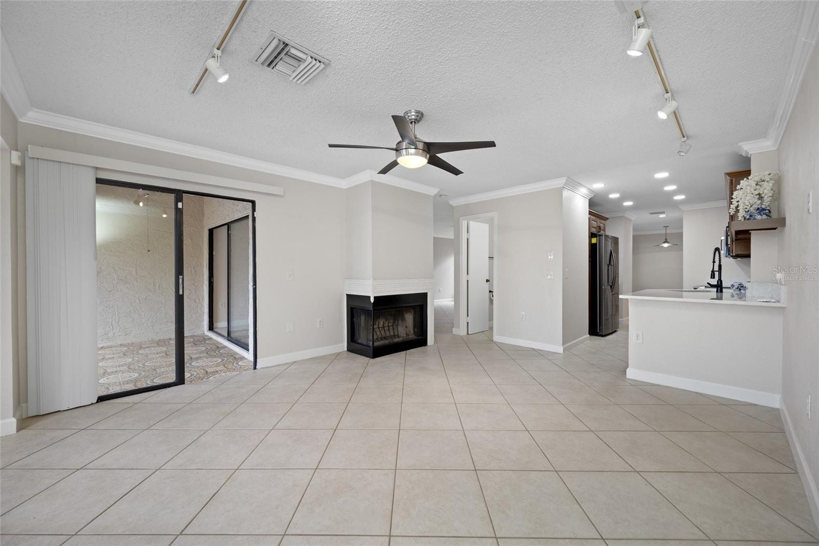 10416 SAINT TROPEZ PL, TAMPA, FL, 33615