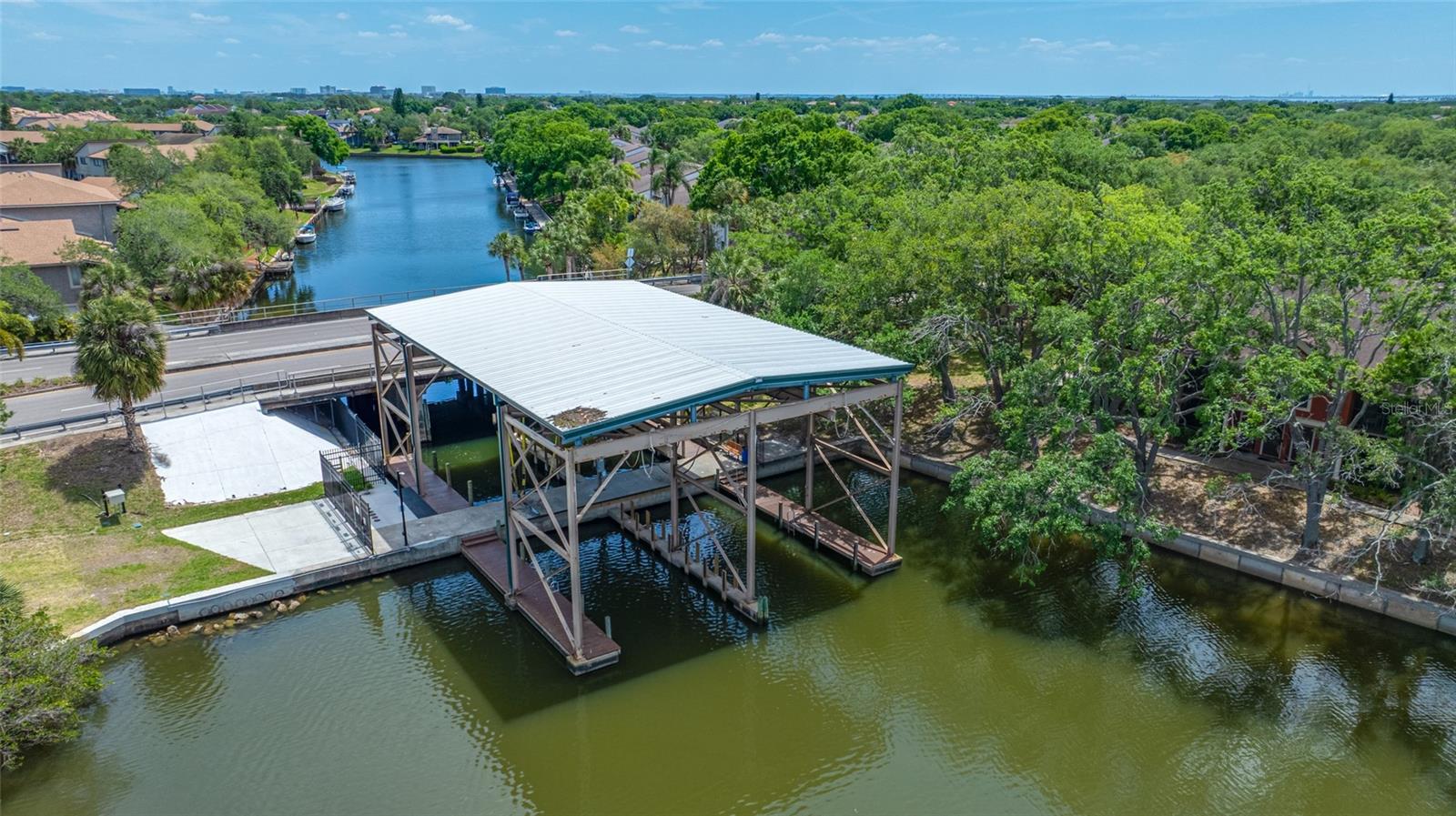 10416 SAINT TROPEZ PL, TAMPA, FL, 33615