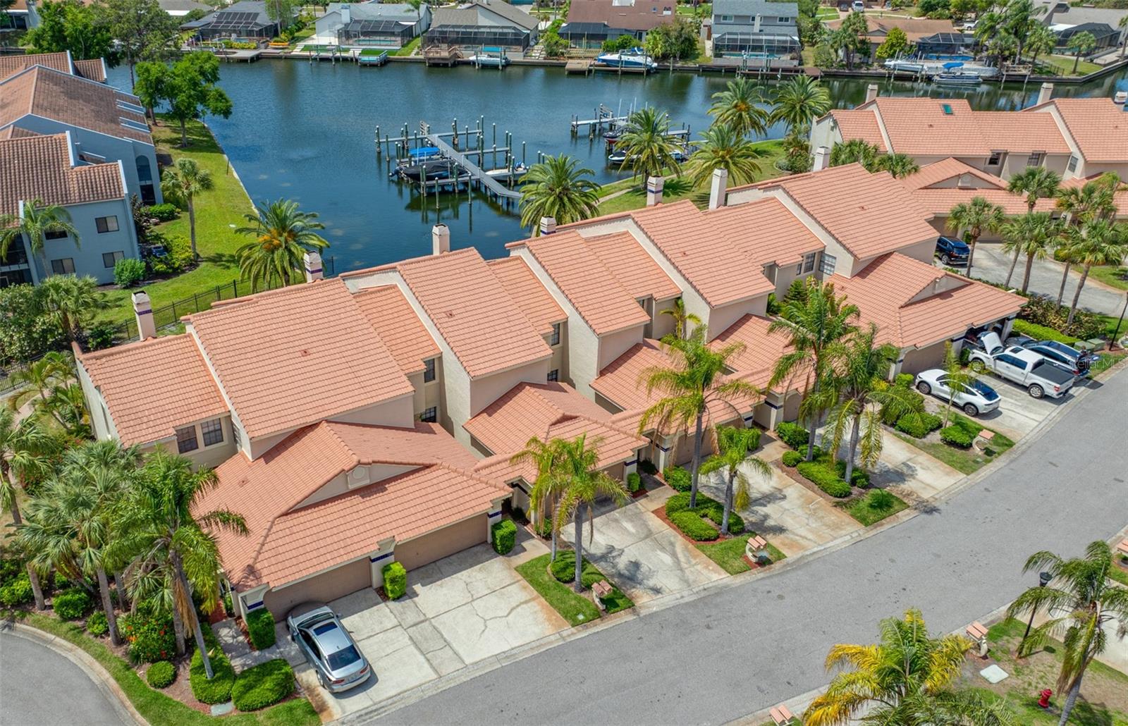 10416 SAINT TROPEZ PL, TAMPA, FL, 33615