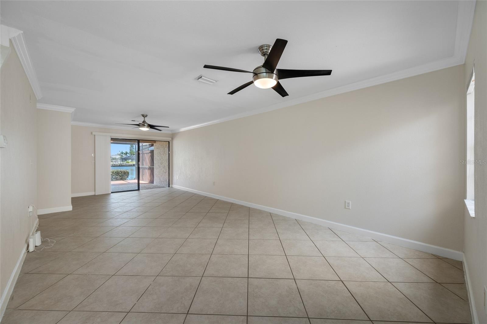 10416 SAINT TROPEZ PL, TAMPA, FL, 33615