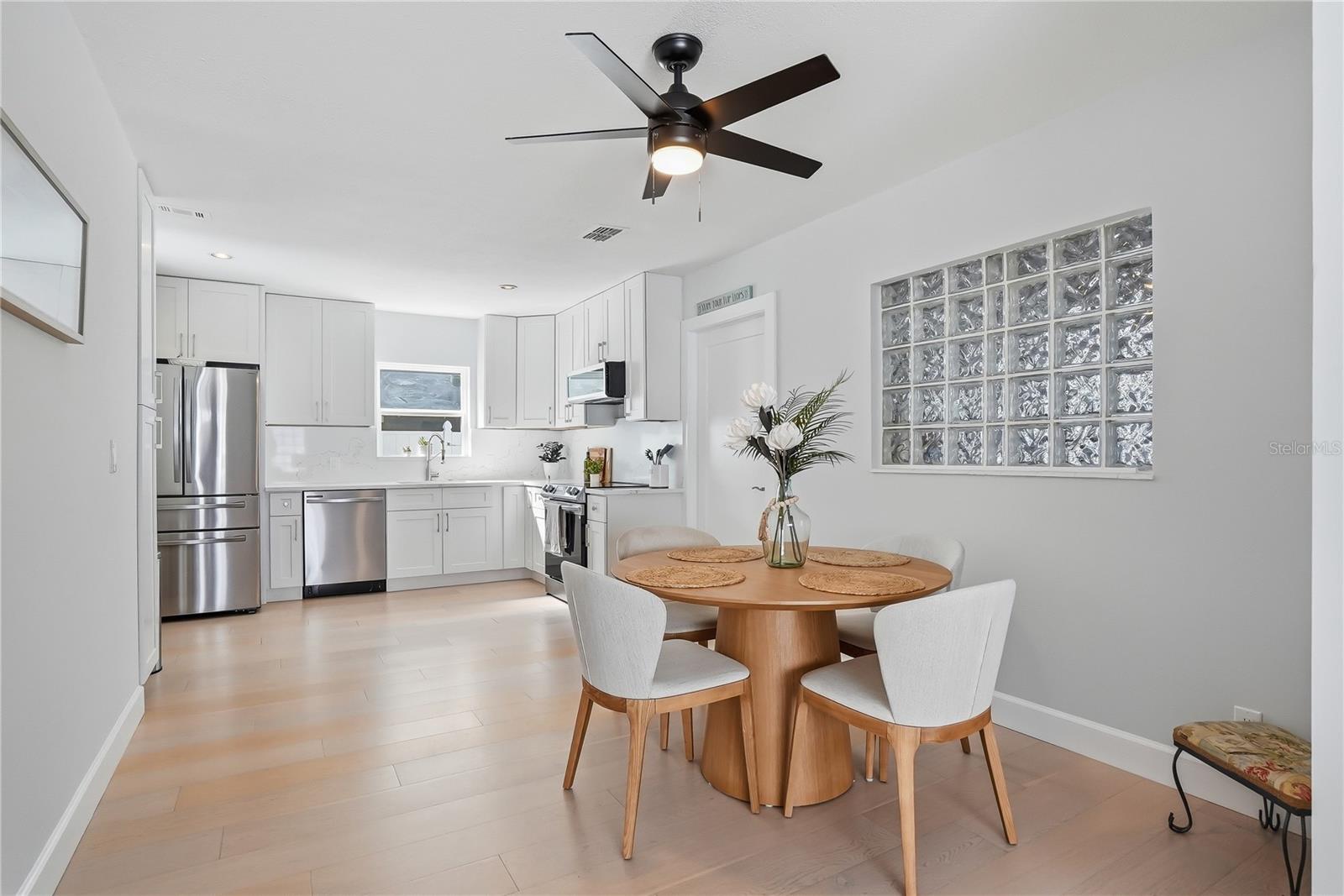 4043 SHORE ACRES BLVD NE, ST PETERSBURG, FL, 33703