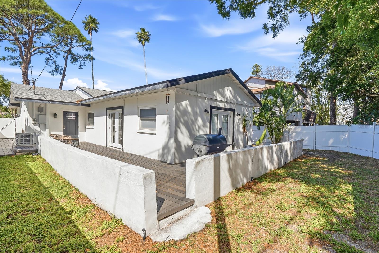 4043 SHORE ACRES BLVD NE, ST PETERSBURG, FL, 33703