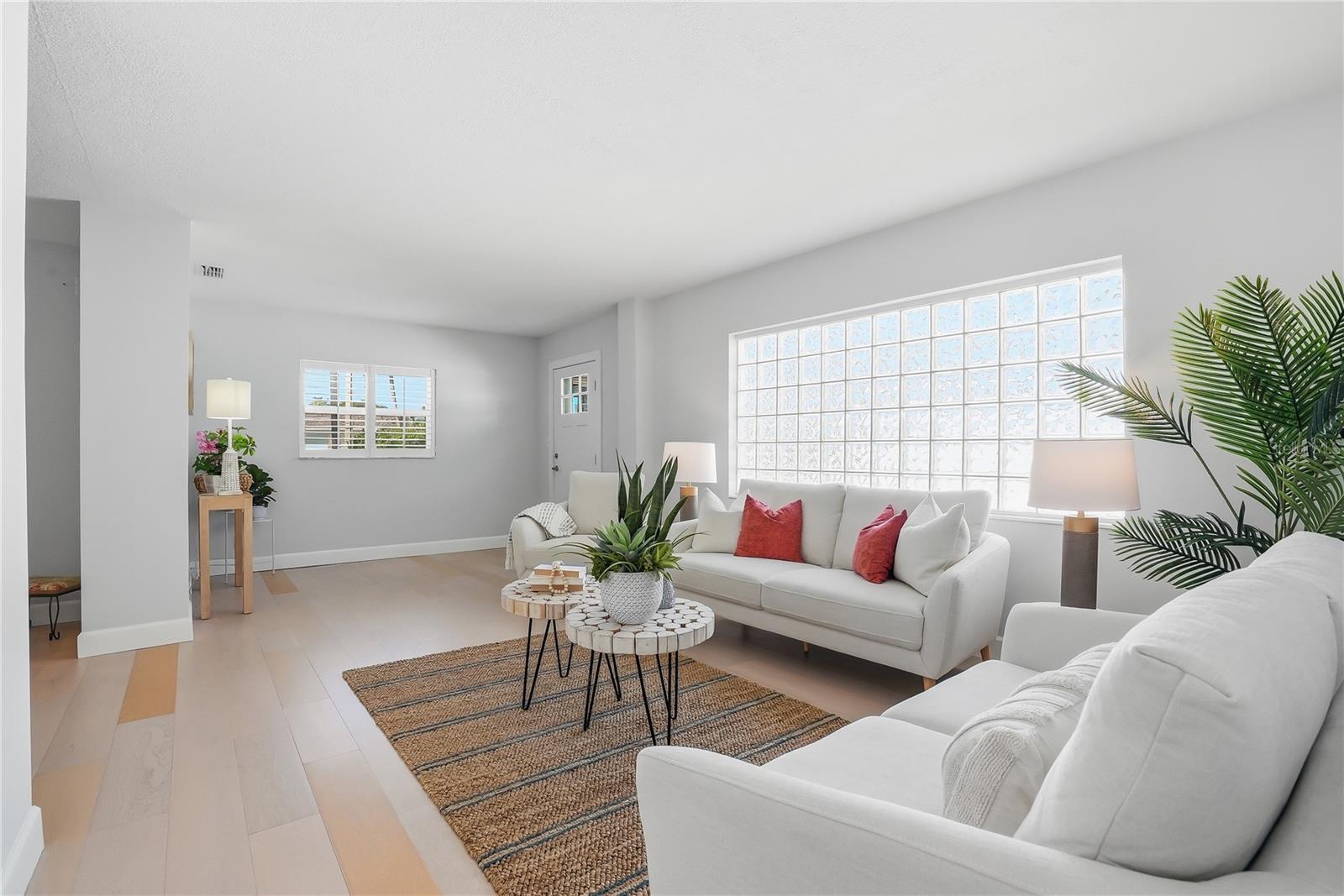 4043 SHORE ACRES BLVD NE, ST PETERSBURG, FL, 33703