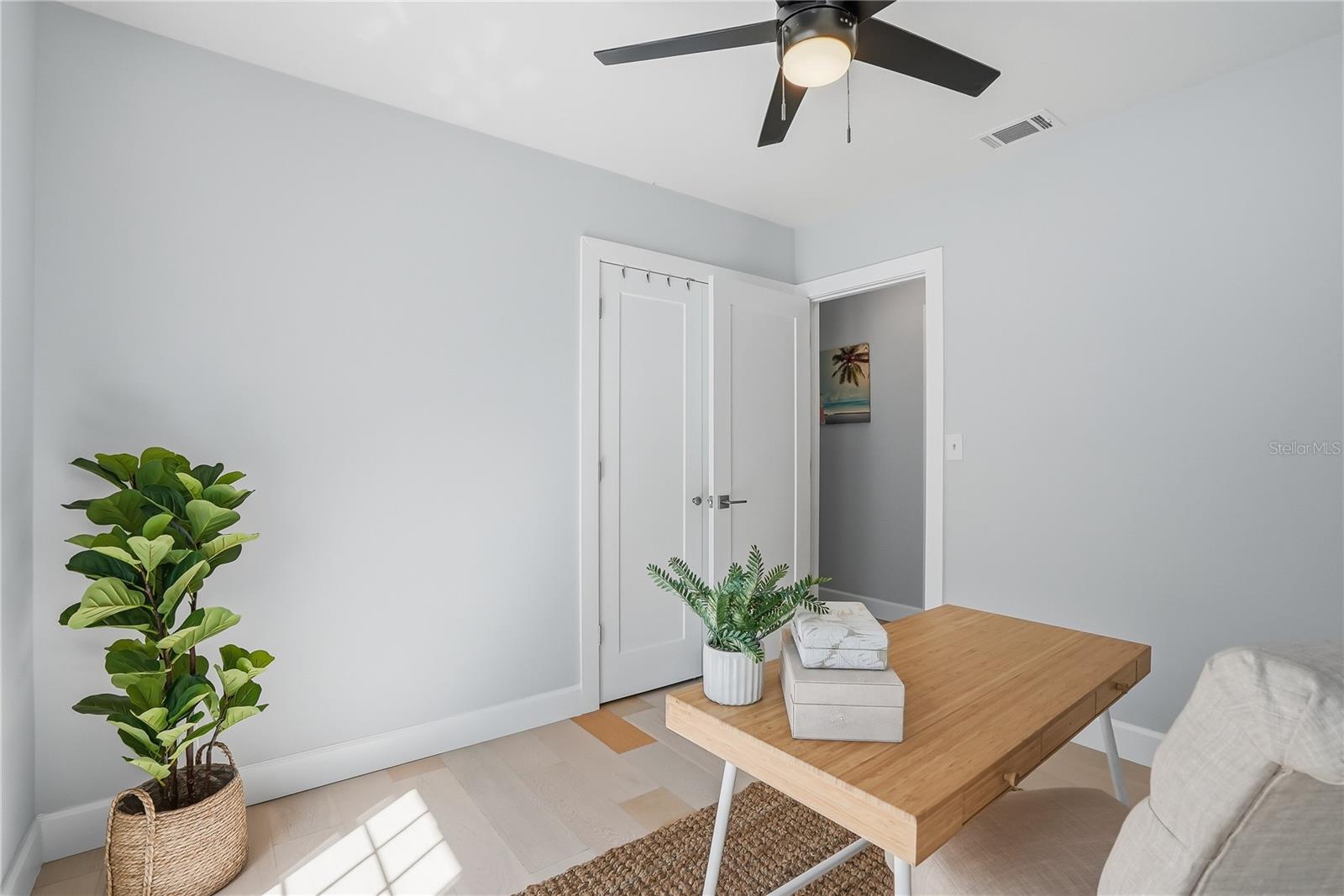 4043 SHORE ACRES BLVD NE, ST PETERSBURG, FL, 33703