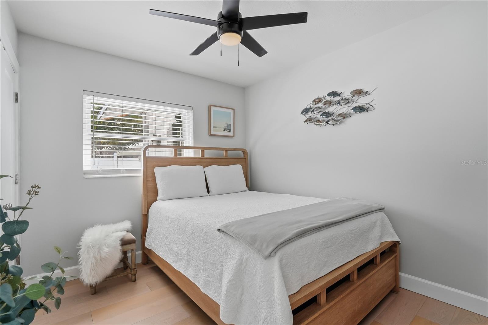 4043 SHORE ACRES BLVD NE, ST PETERSBURG, FL, 33703