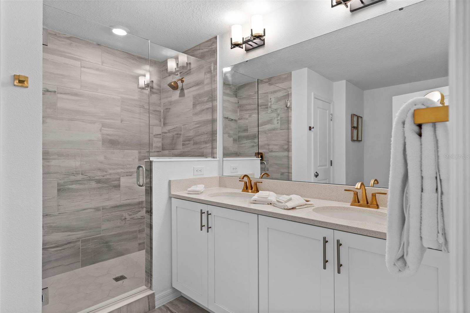 642 LONGBOAT DR, DAVENPORT, FL, 33896