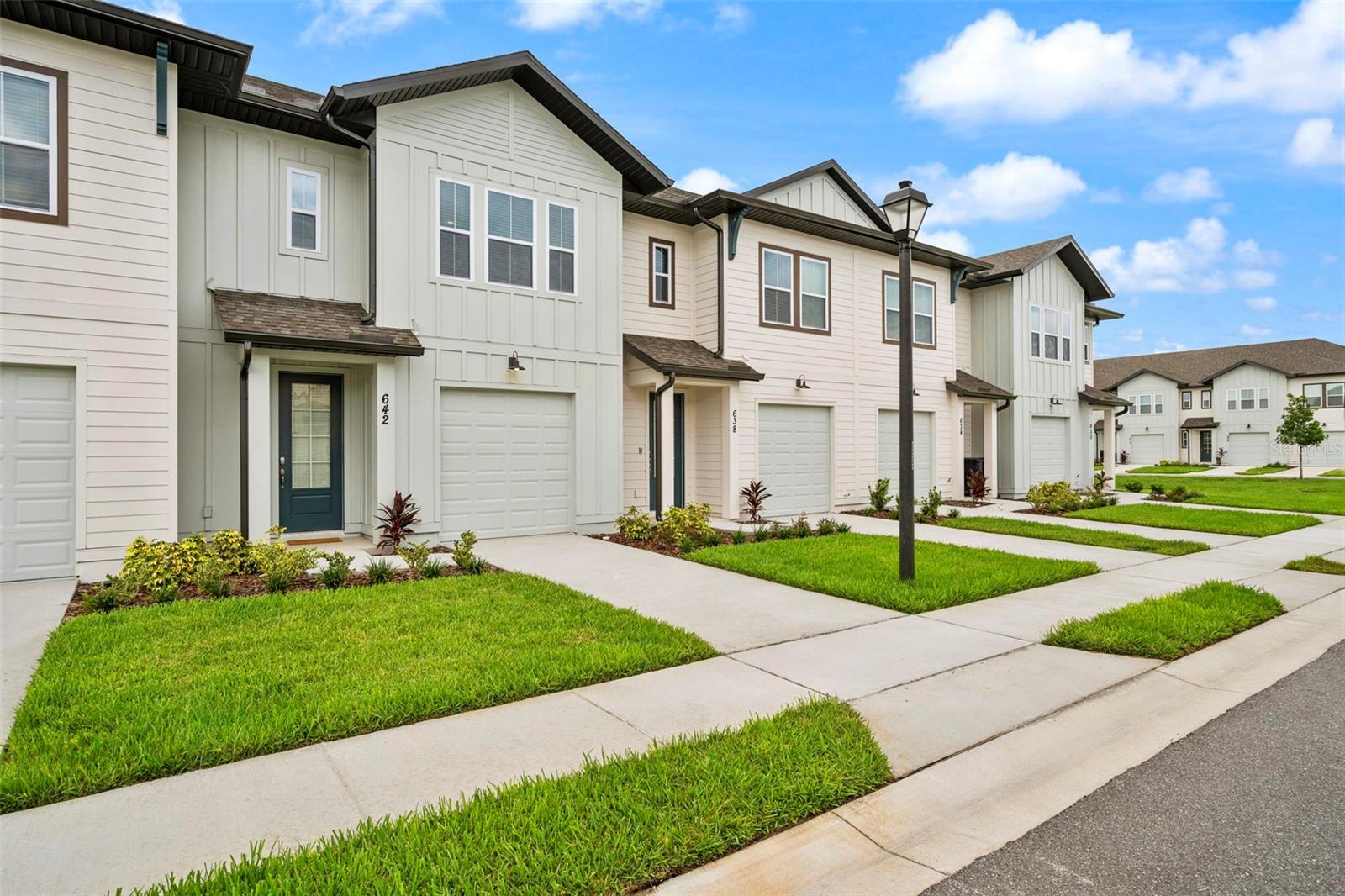 642 LONGBOAT DR, DAVENPORT, FL, 33896