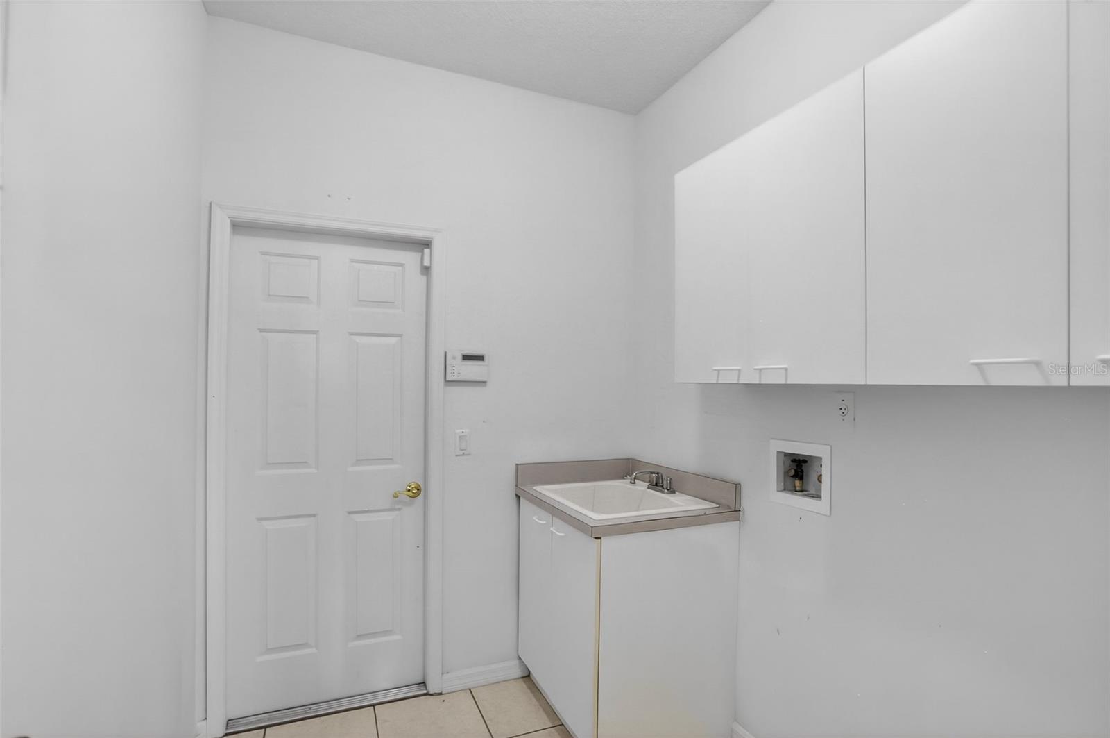 8852 GREAT COVE DR, ORLANDO, FL, 32819