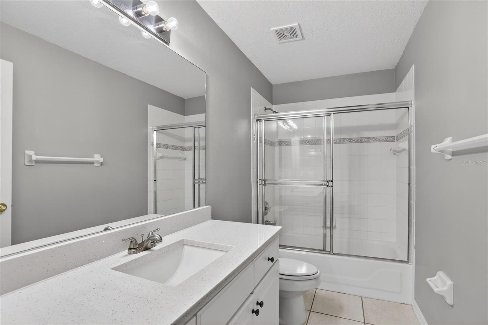 8852 GREAT COVE DR, ORLANDO, FL, 32819