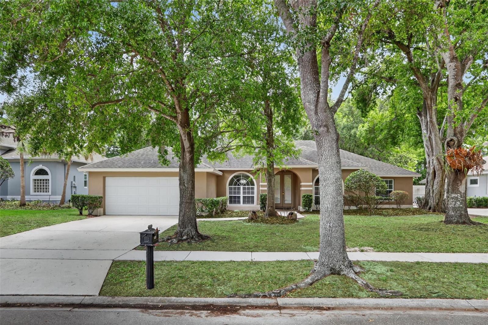 8852 GREAT COVE DR, ORLANDO, FL, 32819