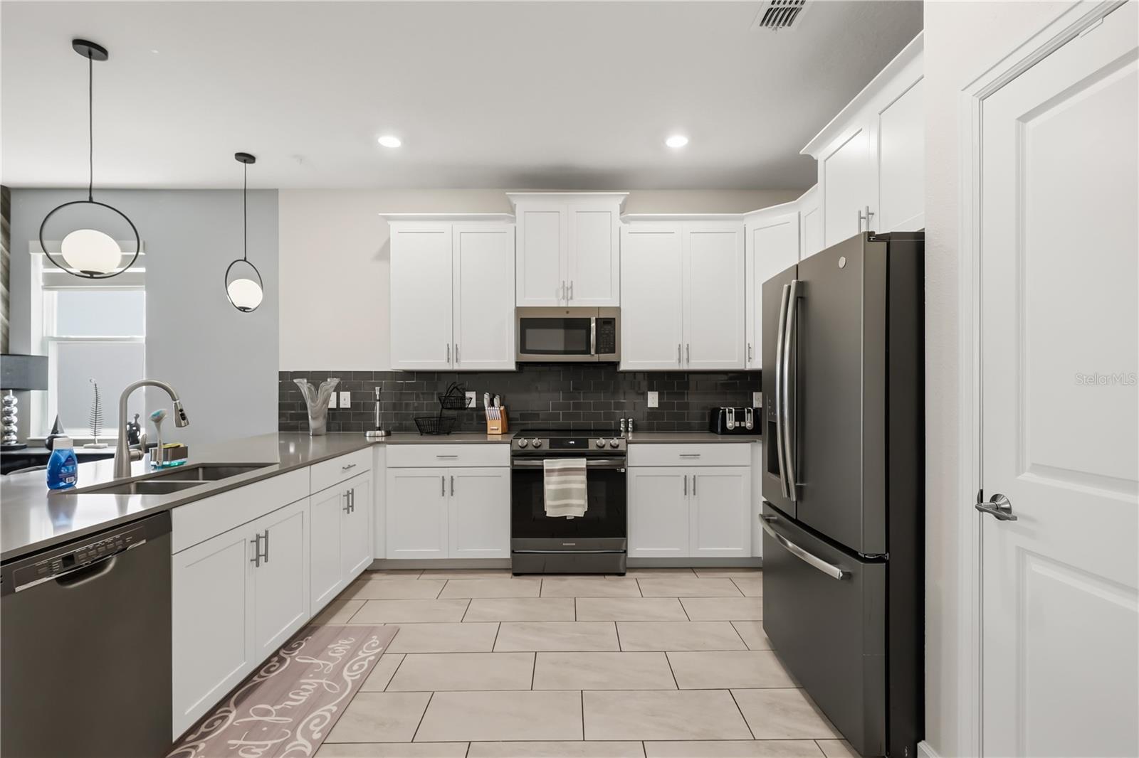 917 OCEAN COURSE AVE, DAVENPORT, FL, 33896