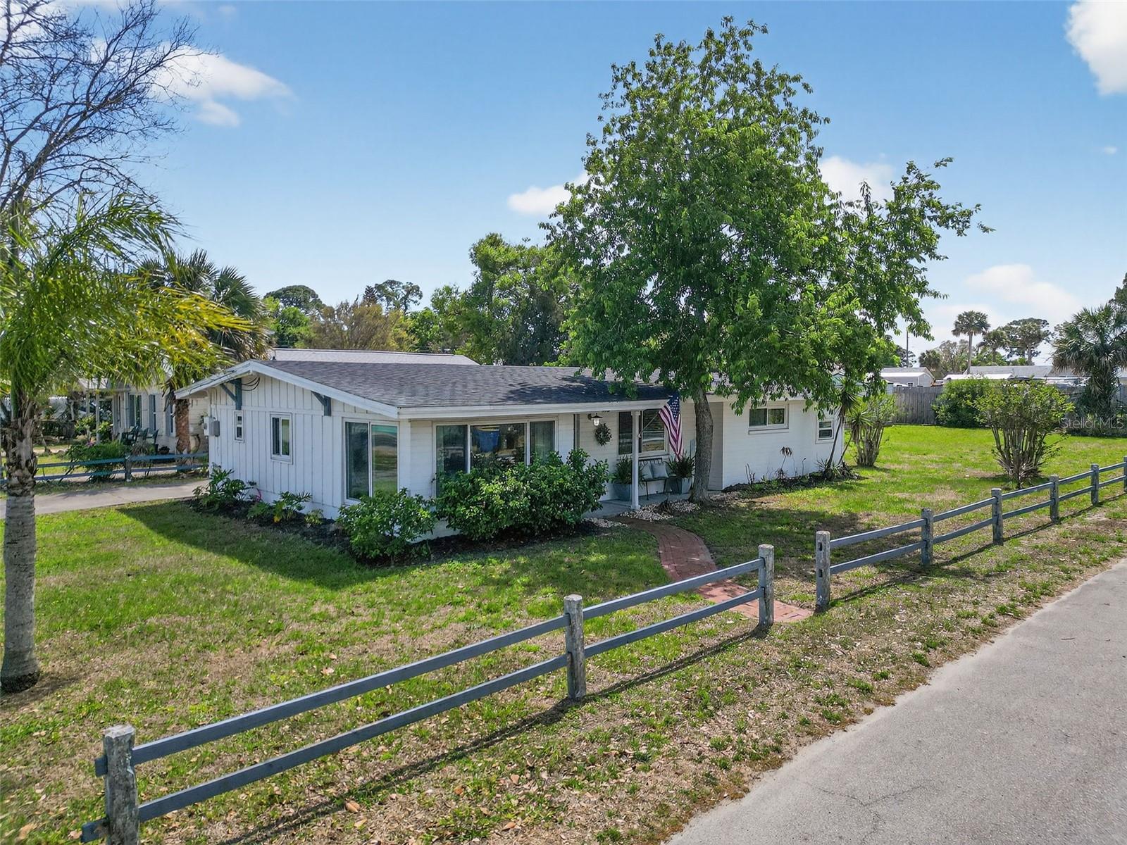 116 WOODLEY AVE, EDGEWATER, FL, 32132